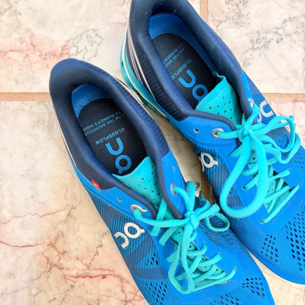 On Running Cloudflow Sneakers Women’s 8.5 Blue Sw… - image 3